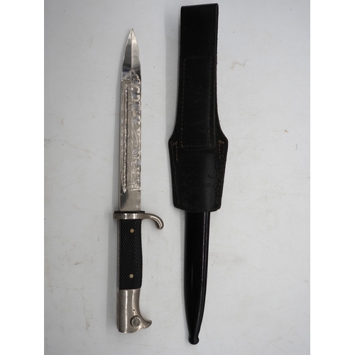 28 - WW2 German K98 Short Dress Bayonet. With a hilt featuring a chequered black grip & curved cross guar... 