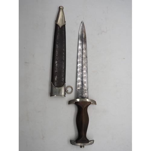 59 - Third Reich SA Dagger. With brown wooden grip handle, lower cross guard stamped S. Comes with early ... 