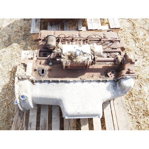 11 - Ford 6 cylinder engine