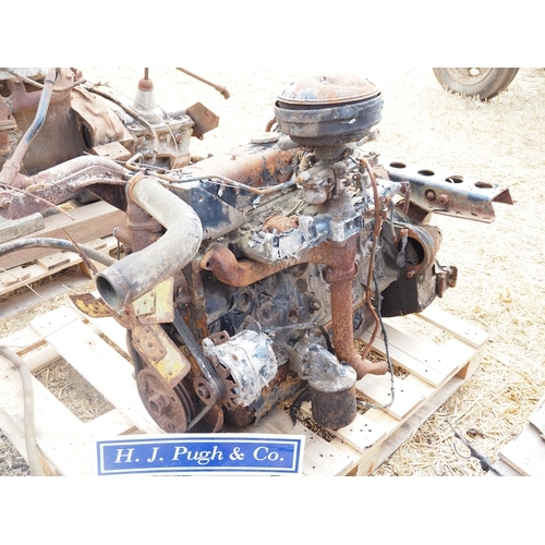 17 - Bedford 6 cylinder petrol engine