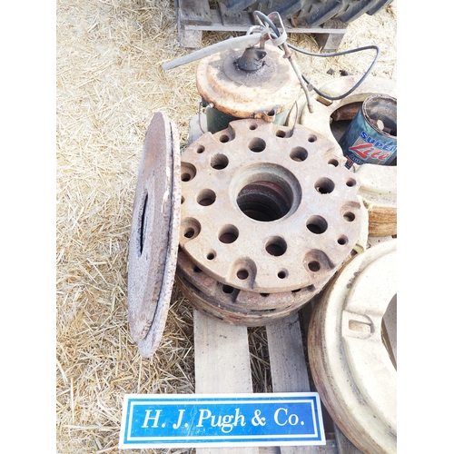31 - David Brown tug wheel weights and grease bucket