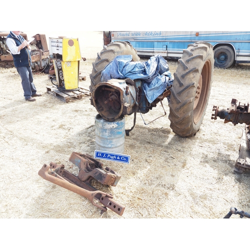 35 - Fordson Major New Performance tractor backend