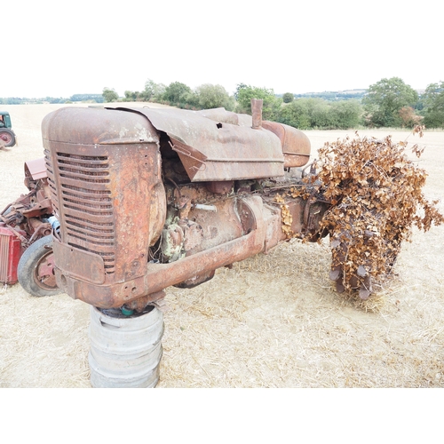 55 - McCormick International W6 tractor parts. S/n W3K-4404-W3