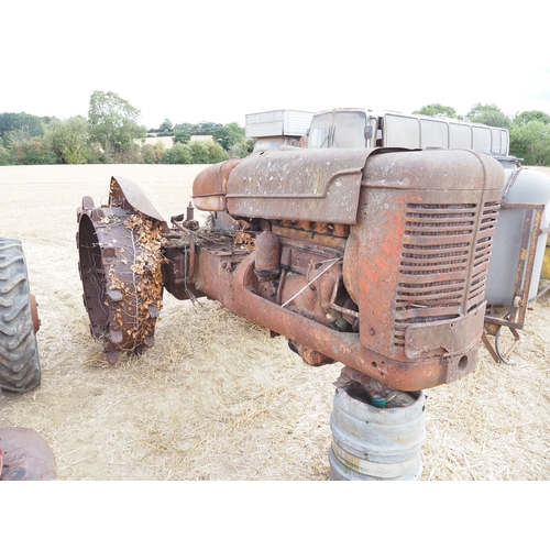 55 - McCormick International W6 tractor parts. S/n W3K-4404-W3