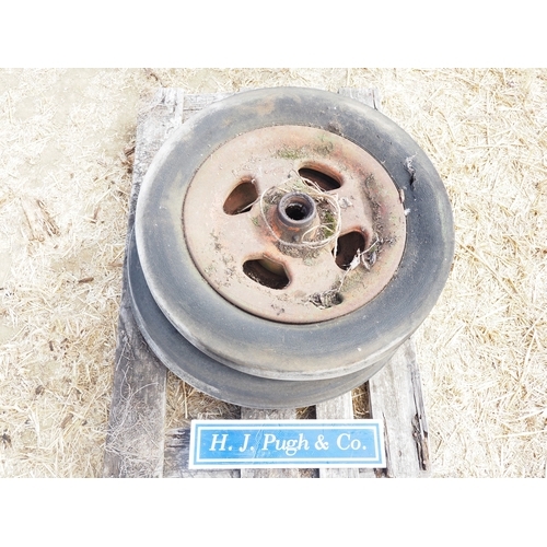 23 - Fordson Enfo front wheels and tyres
