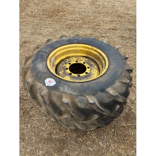60 - Wheels and tyres 14.9/13-26