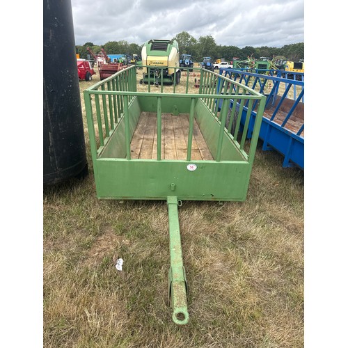 56 - Towable feed trailer 15x5ft
