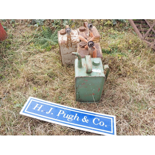 Lot 48        
