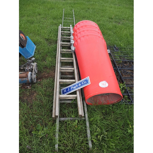 Lot 762       