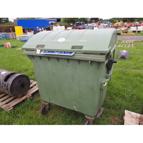 Lot 786       