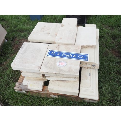 Lot 792       