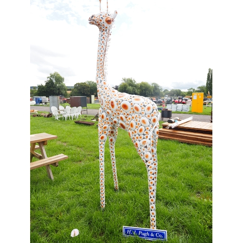 Metal giraffe ornament 9ft