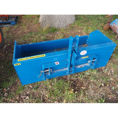 Lot 2102      