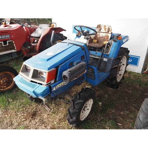 Lot 2104      