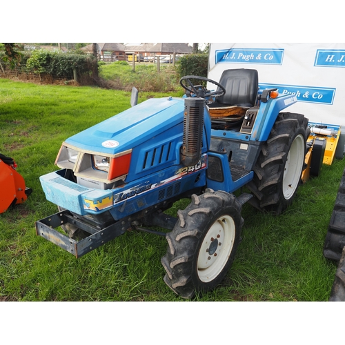 Lot 2114      