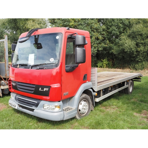 Leyland DAF FALF 45-40 flatbed lorry. Tacho recalibrated, new gearbox, drove to sale site. Showing 796890km. Reg. MX58 HGF. V5 and key in office
