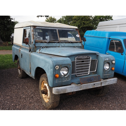 Lot 3040      