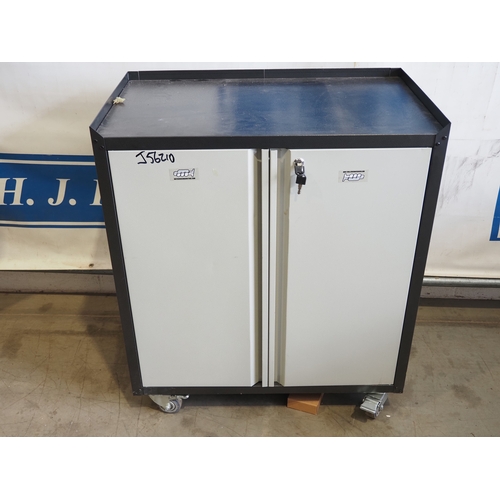 Lot 210       
