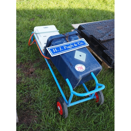 Lot 796       