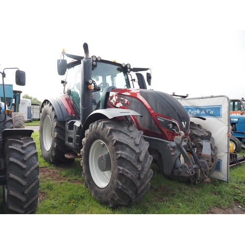 Valtra T Seies 4WD tractor. Fitted with front linkage and front PTO. On air suspension. Starts, runs and drives. Showing 5716 hours. 
Reg. VX19 AMO