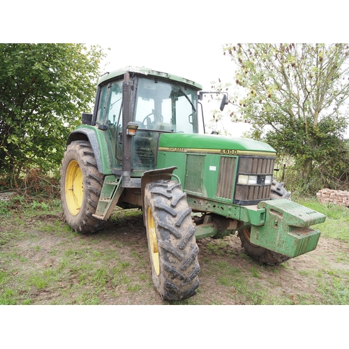 John Deere 6900 4wd tractor. Runs and drives. Showing 7518 hours. Fitted with front weights. Reg N608 CUY