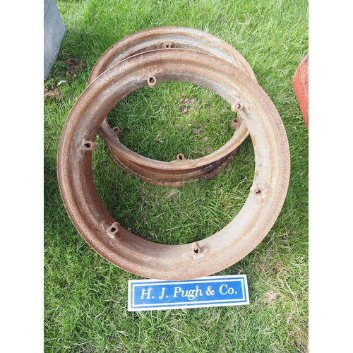 Lot 30        