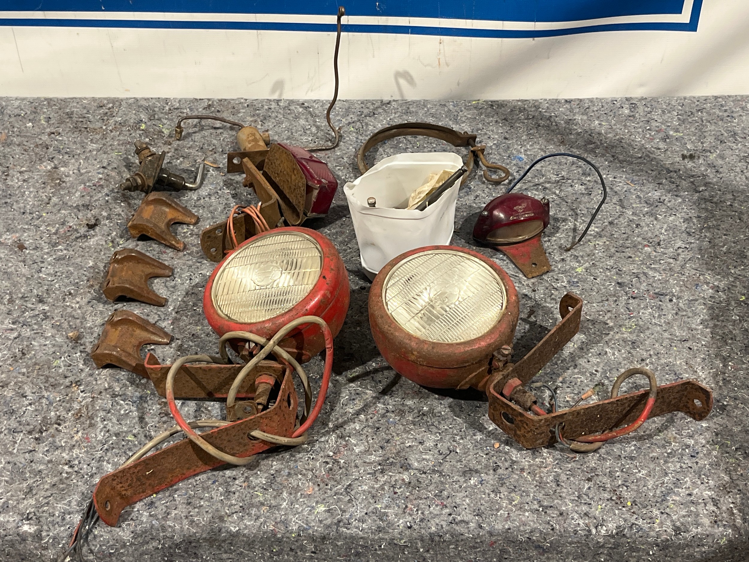 Ferguson 35 headlamp, tall lamps and brackets, with injector clamps and ...