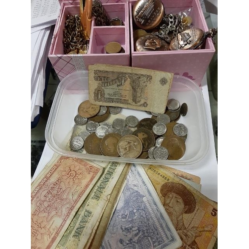 306 - Box Of Costume Jewellery And Tub Of Coins And Bank Notes