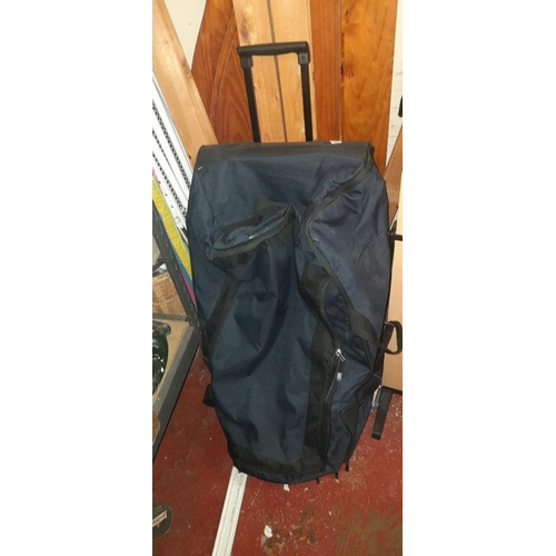 30 - Large Holdall