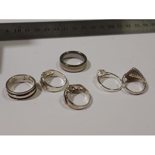 424 - 6 Silver Rings