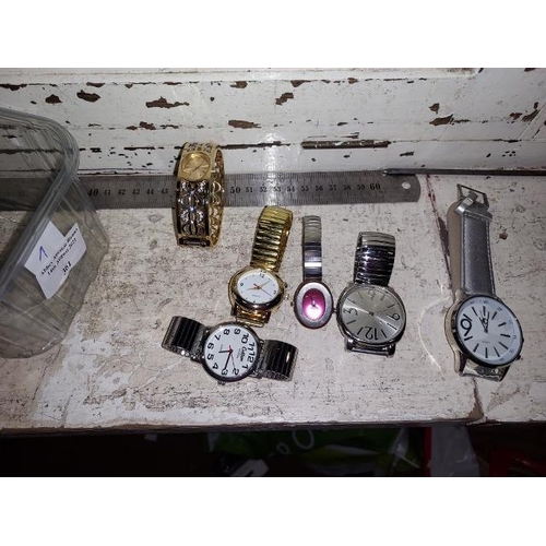 361 - Tub Of Mens And Ladies Watches