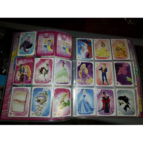 592 - Album Of Disney Princess Trading Cards Mint