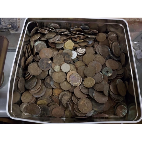 601 - Tray Of English And Foreign Coins