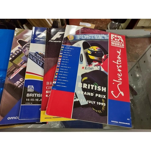 570 - 9 F1 British Formula One Grand Prix Silverstone Programmes 1993-2001, Most With Race Cards