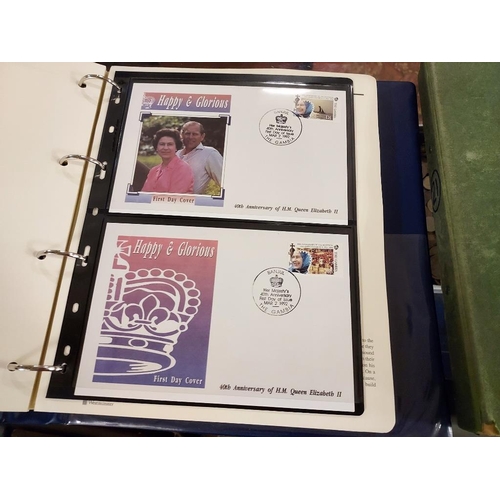 583 - 2 Albums Of Royal Family First Day Covers