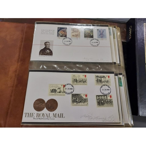 592 - 4 Albums Of Stamps On Envelopes