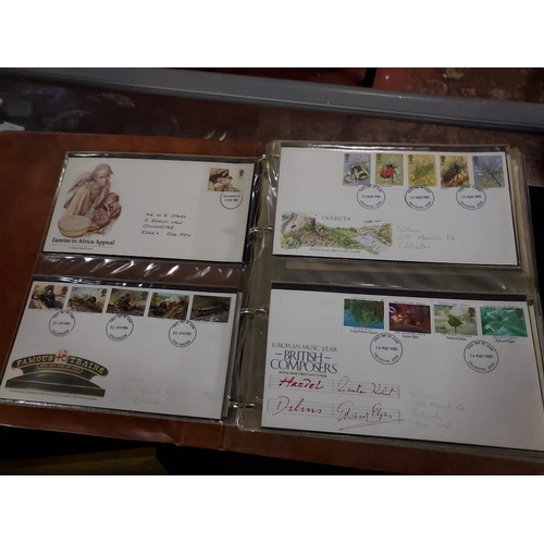 592 - 4 Albums Of Stamps On Envelopes