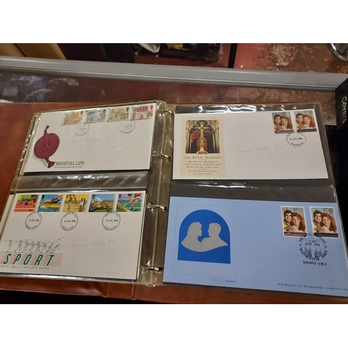 592 - 4 Albums Of Stamps On Envelopes