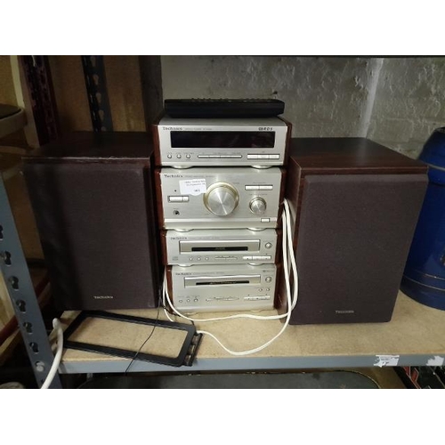 661 - Technics Mini Hi Fi Model Numbers St-Hd501, Se-Hd501, Sl-Hd501, Rs-Hd501 With Speakers And Remote Co... 