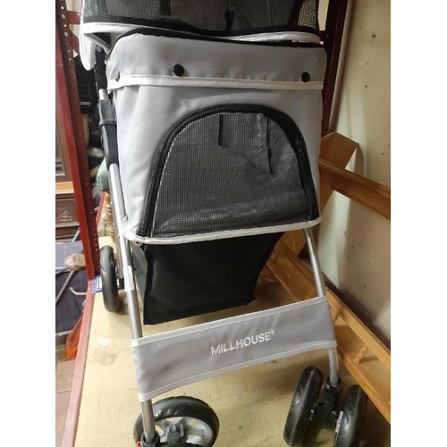 67 - Mill House Dog Stroller