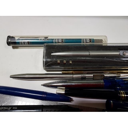 382 - Bag Of Old Interesting Pens