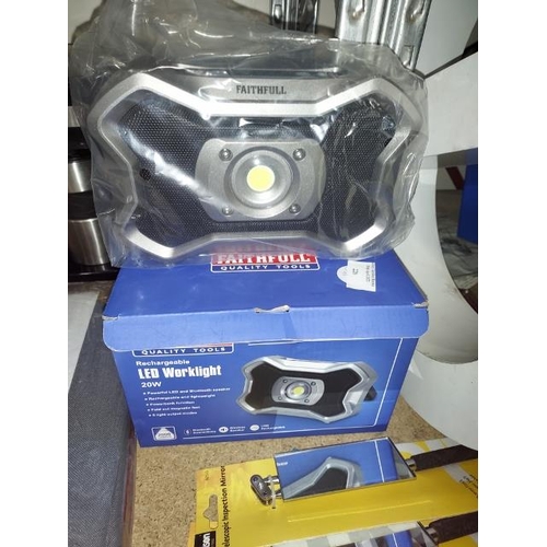 226 - Faithful Rechargeable LED Bluetooth Worklight With Speaker Function