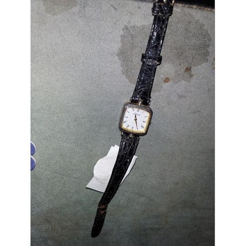 391 - Vintage Gucci?  Watch Needs Repairs