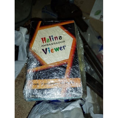 244 - Vintage Walton Film Super 8 And Vintage Halina Ambassador Viewer