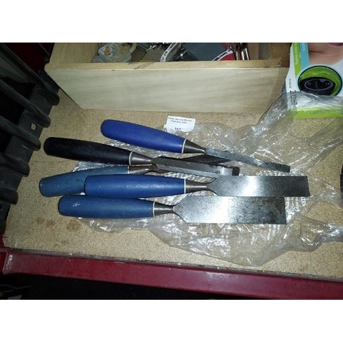 163 - 5 Sharpened Chisels