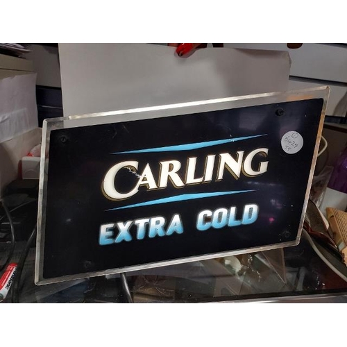 176 - Carling Lager Illuminating Pub Sign. Working