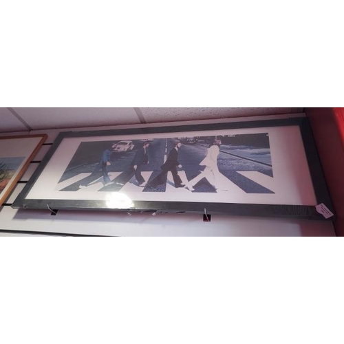 114 - Framed Poster The Beatles - Abbey Road