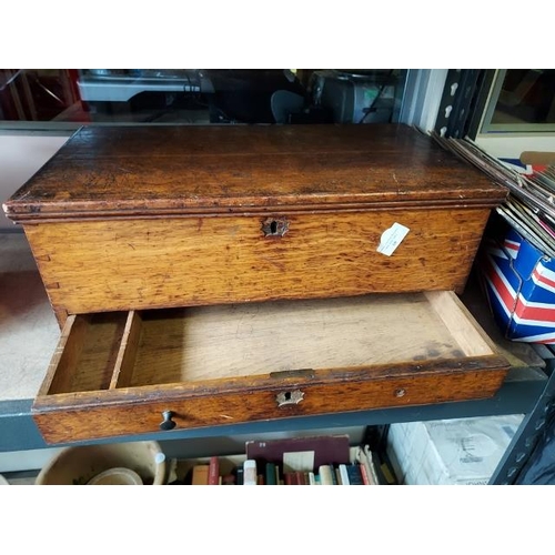 60 - Oak Box With Drawer