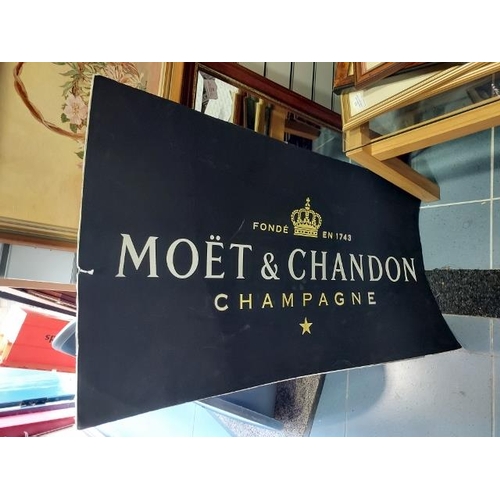 121 - Moet & Chandon Champagne Sign Made Of Foam?