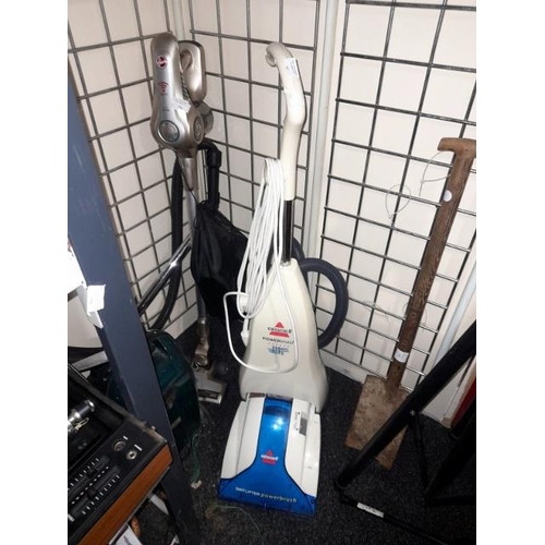 667 - Bissel Carpet Cleaner